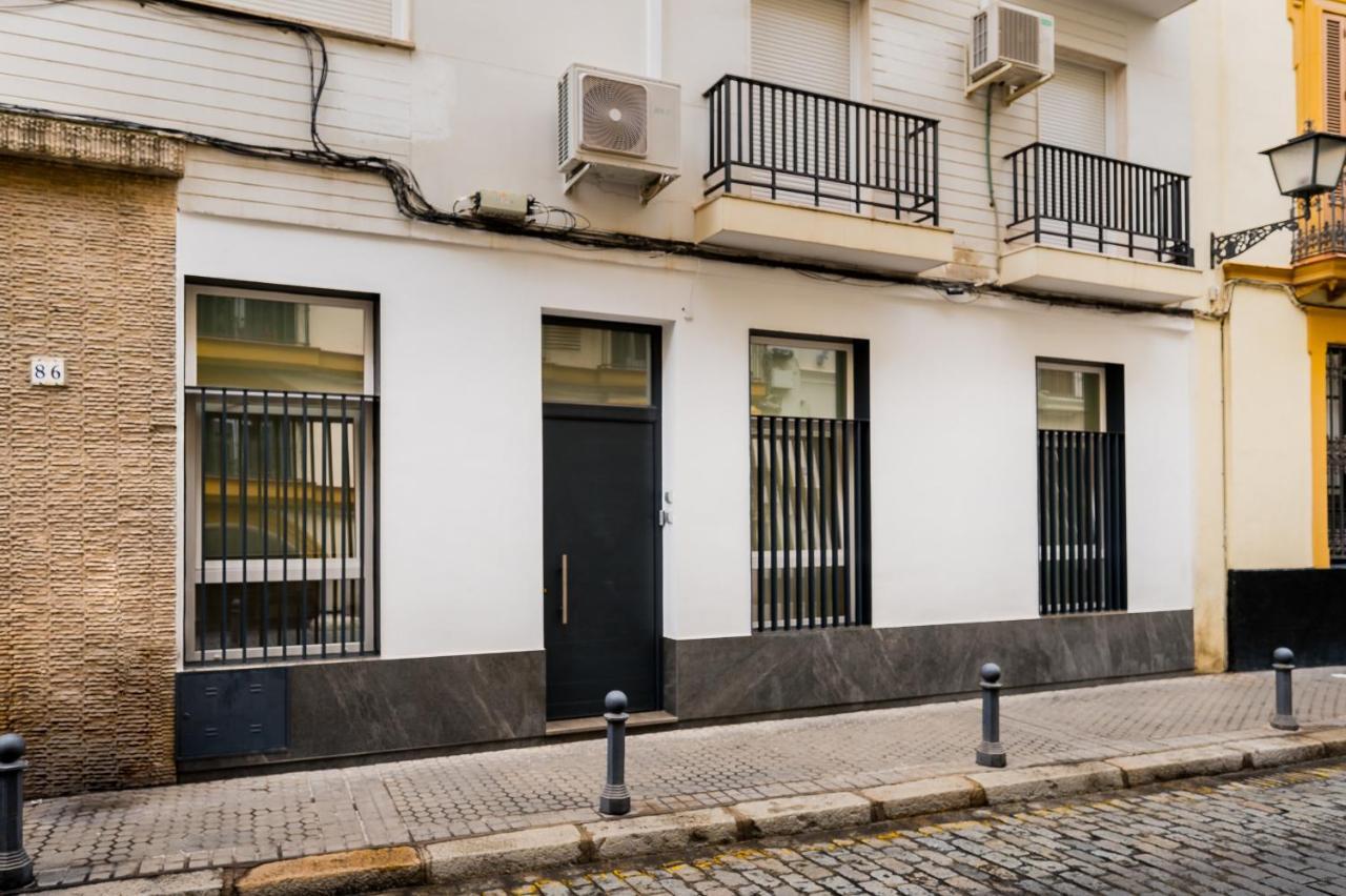 Rentalsevilla Gravina Exterior photo